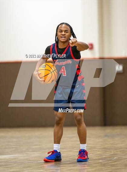 Thumbnail 2 in New Life Christian Academy vs. Freedom Christian Academy (Veterans Showcase) photogallery.
