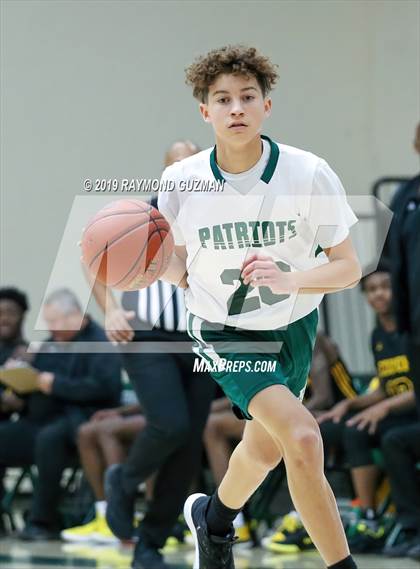 Thumbnail 1 in Edison vs. Hoover (Holiday Invitational Tournament)  photogallery.