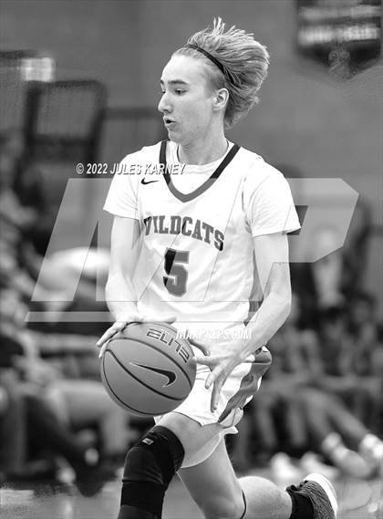 Thumbnail 2 in Washington vs Las Vegas (Tarkanian Classic) photogallery.