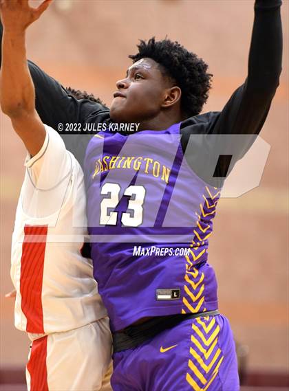 Thumbnail 1 in Washington vs Las Vegas (Tarkanian Classic) photogallery.
