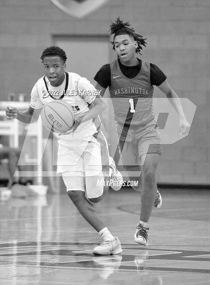 Thumbnail 2 in Washington vs Las Vegas (Tarkanian Classic) photogallery.