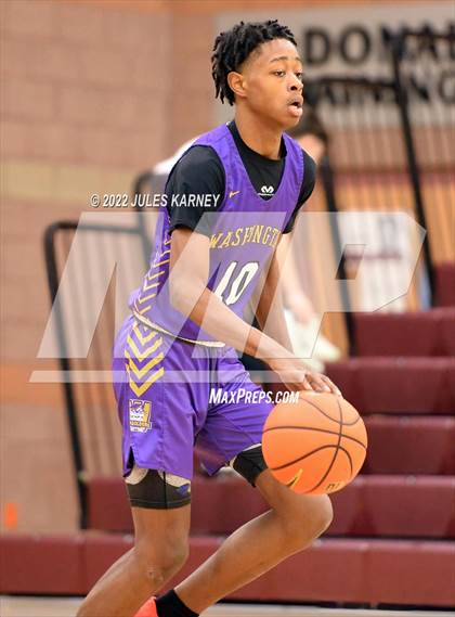 Thumbnail 1 in Washington vs Las Vegas (Tarkanian Classic) photogallery.