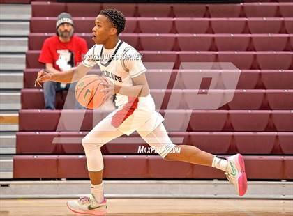 Thumbnail 3 in Washington vs Las Vegas (Tarkanian Classic) photogallery.