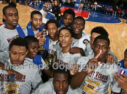 Thumbnail 2 in Mahopac vs Mt. Vernon (Section 1 Class AA Final) photogallery.