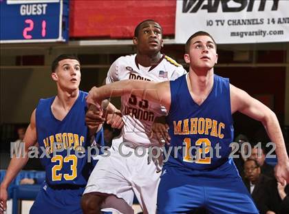 Thumbnail 2 in Mahopac vs Mt. Vernon (Section 1 Class AA Final) photogallery.