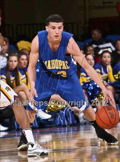 Thumbnail 3 in Mahopac vs Mt. Vernon (Section 1 Class AA Final) photogallery.