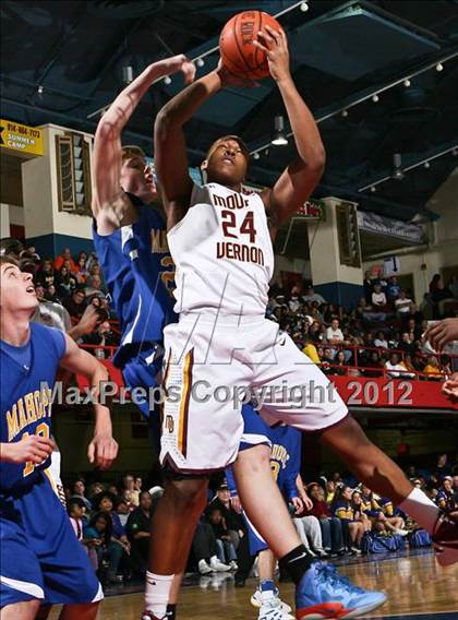 Thumbnail 3 in Mahopac vs Mt. Vernon (Section 1 Class AA Final) photogallery.