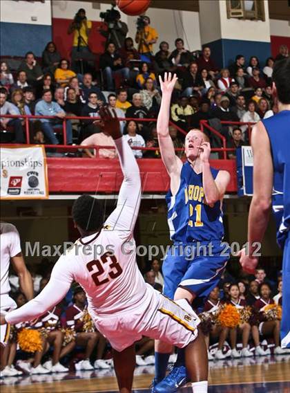 Thumbnail 3 in Mahopac vs Mt. Vernon (Section 1 Class AA Final) photogallery.