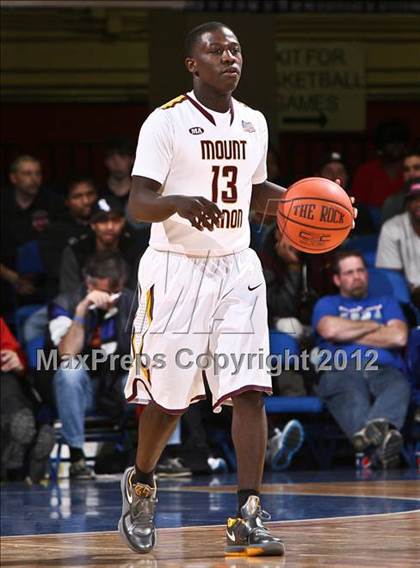 Thumbnail 2 in Mahopac vs Mt. Vernon (Section 1 Class AA Final) photogallery.