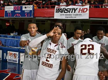 Thumbnail 2 in Mahopac vs Mt. Vernon (Section 1 Class AA Final) photogallery.