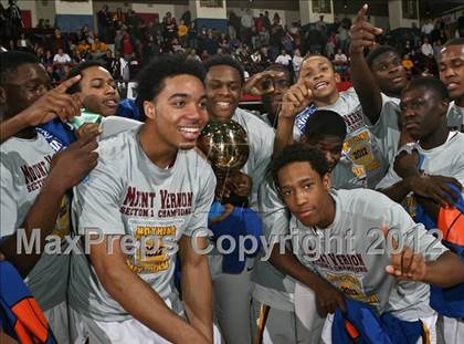 Thumbnail 1 in Mahopac vs Mt. Vernon (Section 1 Class AA Final) photogallery.
