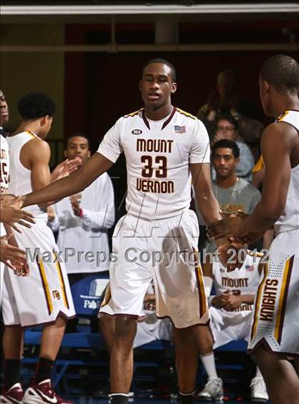 Thumbnail 3 in Mahopac vs Mt. Vernon (Section 1 Class AA Final) photogallery.