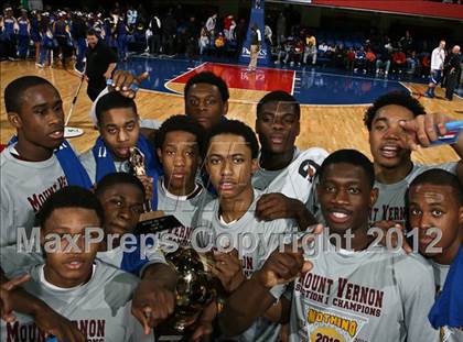 Thumbnail 3 in Mahopac vs Mt. Vernon (Section 1 Class AA Final) photogallery.