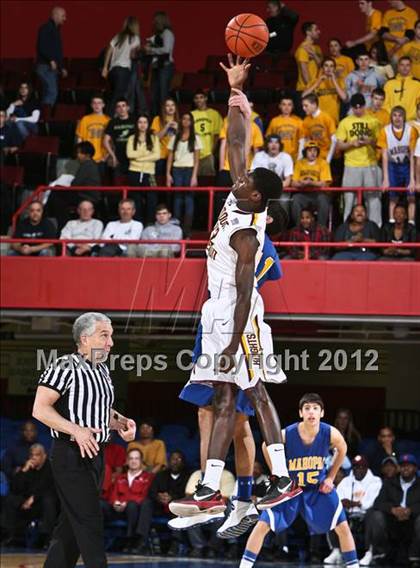 Thumbnail 2 in Mahopac vs Mt. Vernon (Section 1 Class AA Final) photogallery.