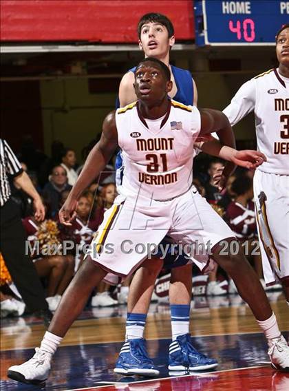 Thumbnail 2 in Mahopac vs Mt. Vernon (Section 1 Class AA Final) photogallery.