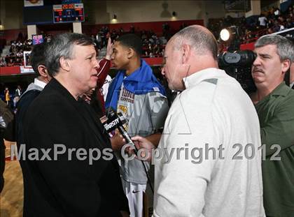Thumbnail 2 in Mahopac vs Mt. Vernon (Section 1 Class AA Final) photogallery.