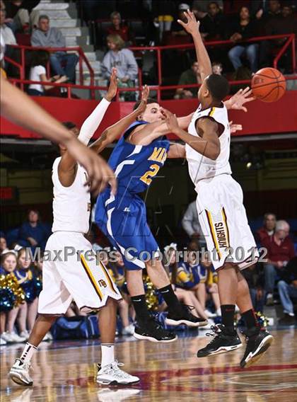 Thumbnail 3 in Mahopac vs Mt. Vernon (Section 1 Class AA Final) photogallery.