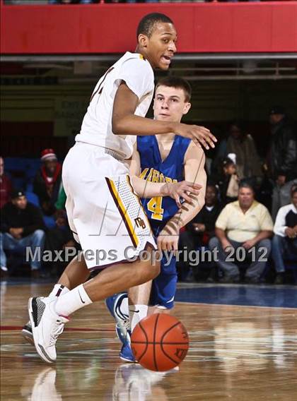 Thumbnail 1 in Mahopac vs Mt. Vernon (Section 1 Class AA Final) photogallery.