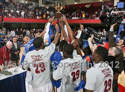 Thumbnail 2 in Mahopac vs Mt. Vernon (Section 1 Class AA Final) photogallery.