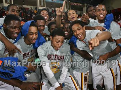 Thumbnail 2 in Mahopac vs Mt. Vernon (Section 1 Class AA Final) photogallery.