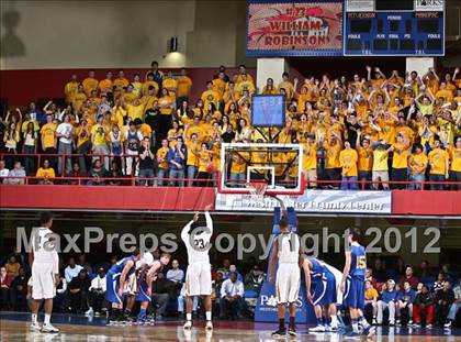Thumbnail 2 in Mahopac vs Mt. Vernon (Section 1 Class AA Final) photogallery.