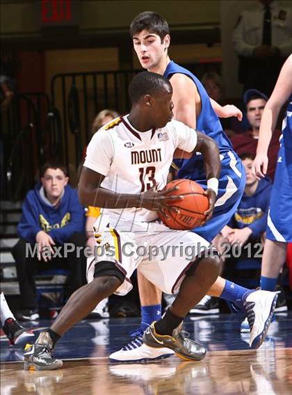 Thumbnail 2 in Mahopac vs Mt. Vernon (Section 1 Class AA Final) photogallery.