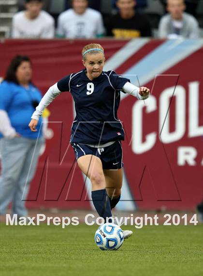 Thumbnail 2 in Columbine vs. Ralston Valley (CHSAA 5A Final) photogallery.