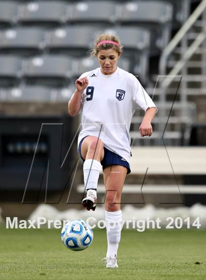 Thumbnail 2 in Columbine vs. Ralston Valley (CHSAA 5A Final) photogallery.