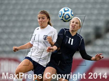 Thumbnail 2 in Columbine vs. Ralston Valley (CHSAA 5A Final) photogallery.