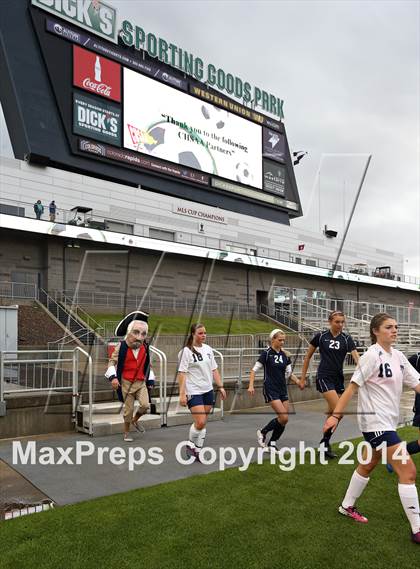 Thumbnail 2 in Columbine vs. Ralston Valley (CHSAA 5A Final) photogallery.