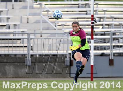 Thumbnail 2 in Columbine vs. Ralston Valley (CHSAA 5A Final) photogallery.