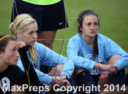 Thumbnail 2 in Columbine vs. Ralston Valley (CHSAA 5A Final) photogallery.