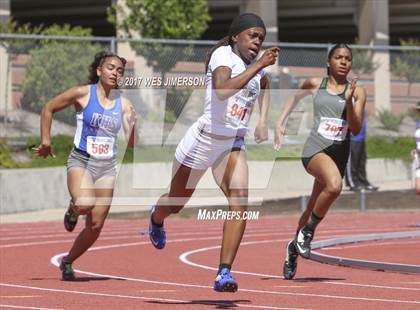 Thumbnail 2 in Sacramento Meet of Champions photogallery.