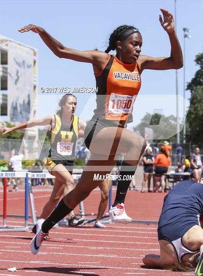 Thumbnail 2 in Sacramento Meet of Champions photogallery.