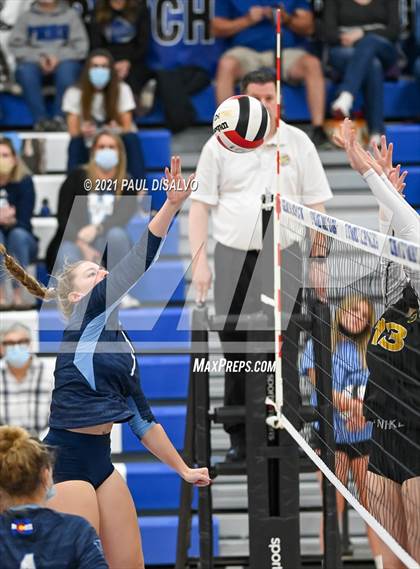Thumbnail 1 in Arapahoe @ Valor Christian (CHSAA 5A Region 5) photogallery.