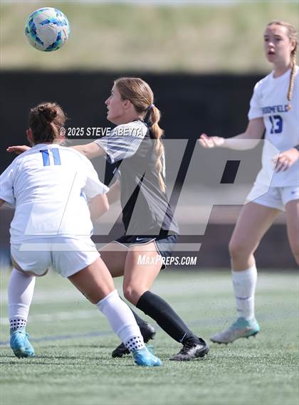 Thumbnail 2 in Broomfield @ Rock Canyon (CHSAA 5A Second Round) photogallery.