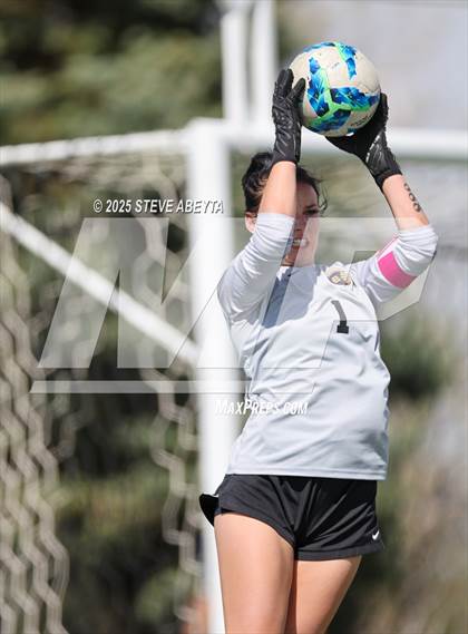 Thumbnail 2 in Broomfield @ Rock Canyon (CHSAA 5A Second Round) photogallery.
