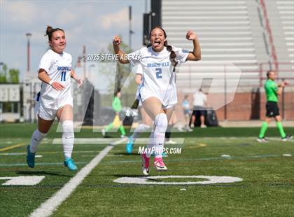 Thumbnail 2 in Broomfield @ Rock Canyon (CHSAA 5A Second Round) photogallery.