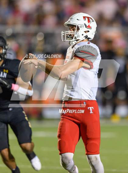 Thumbnail 1 in Brennan vs Taft photogallery.