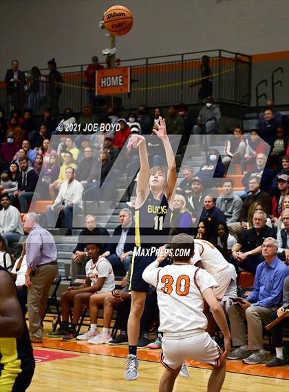 Thumbnail 3 in Buckhorn @ Grissom photogallery.