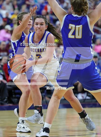 Thumbnail 2 in Huckabay vs. Nazareth (UIL 1A Basketball State Final) photogallery.