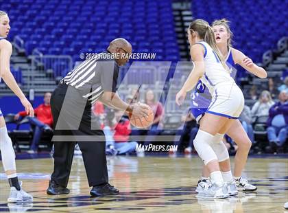 Thumbnail 3 in Huckabay vs. Nazareth (UIL 1A Basketball State Final) photogallery.