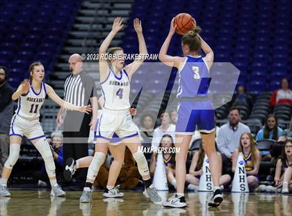 Thumbnail 1 in Huckabay vs. Nazareth (UIL 1A Basketball State Final) photogallery.