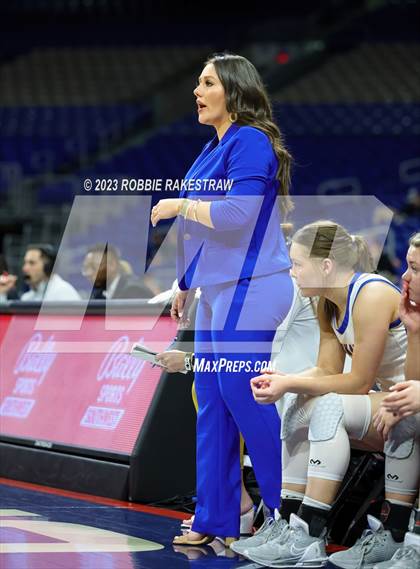 Thumbnail 3 in Huckabay vs. Nazareth (UIL 1A Basketball State Final) photogallery.