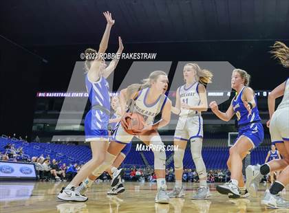 Thumbnail 1 in Huckabay vs. Nazareth (UIL 1A Basketball State Final) photogallery.