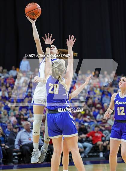 Thumbnail 2 in Huckabay vs. Nazareth (UIL 1A Basketball State Final) photogallery.