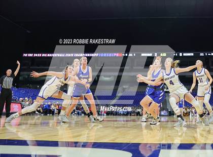 Thumbnail 2 in Huckabay vs. Nazareth (UIL 1A Basketball State Final) photogallery.