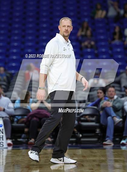 Thumbnail 2 in Huckabay vs. Nazareth (UIL 1A Basketball State Final) photogallery.