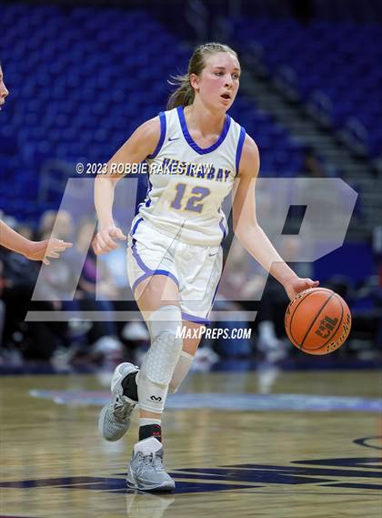 Thumbnail 3 in Huckabay vs. Nazareth (UIL 1A Basketball State Final) photogallery.