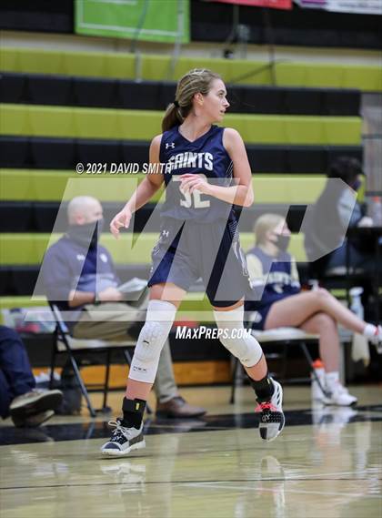 Thumbnail 1 in Blue Springs vs Aquinas (810 Varsity Showcase) photogallery.